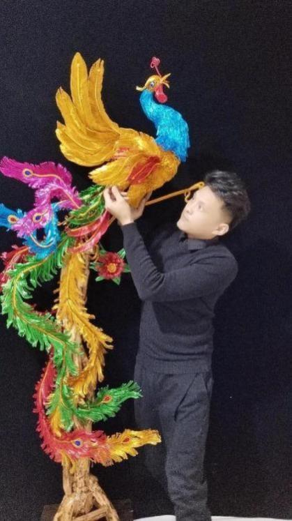 我在北京擺地攤,賣編織工藝品,被一老板相中,代理銷售,賺麻了